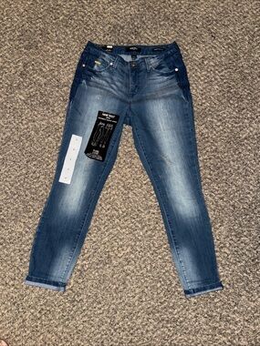 Nine West Women's Medium Blue Skinny Jeans with Faded Wash